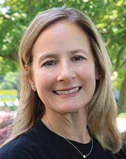 Jennifer De Leonardis, CEBS
